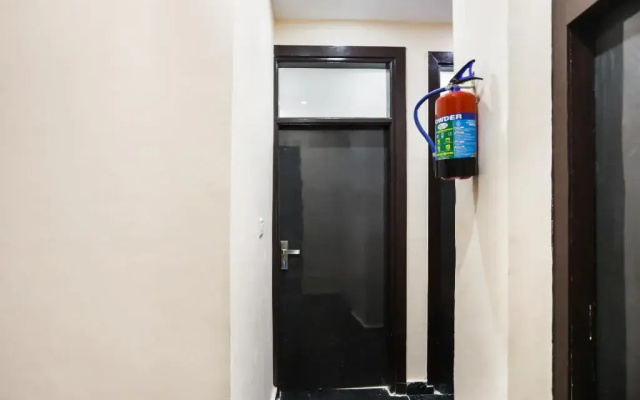 Geet Residency by OYO Rooms