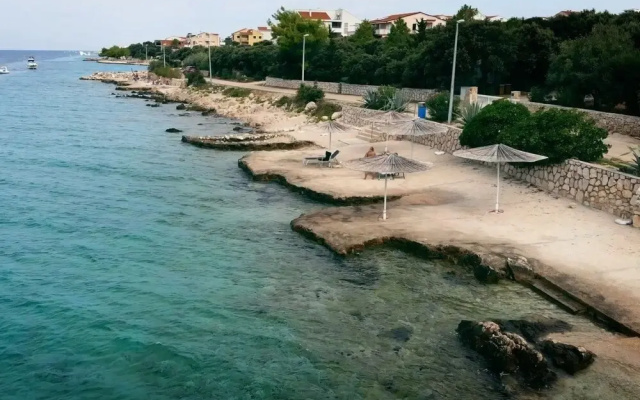UGA - Perfect Location - SA6 Grgur