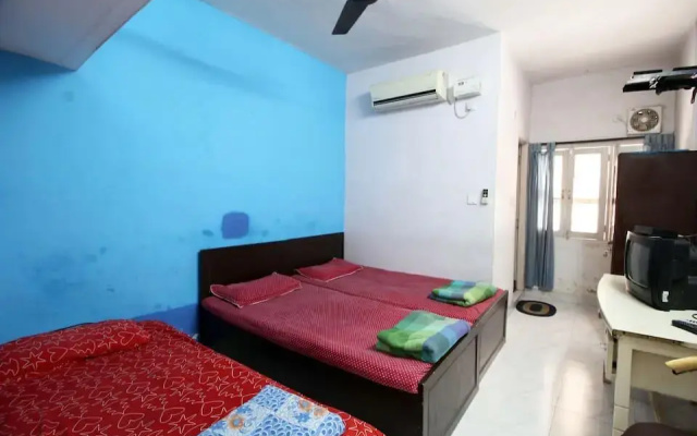 Polo Premier Home Stay