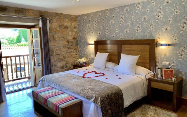 Akla Hotel Suites Valles Pasiegos