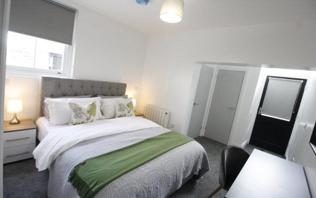 Willow Serviced Apartments The Walk 2