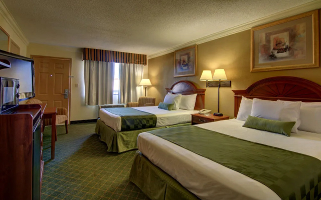 Ramada Macon
