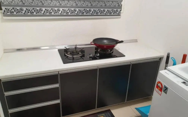 HOMESTAY EPOH Meru Raya