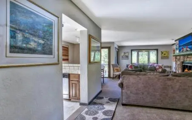 Warm Squaw Valley 1BR Condo