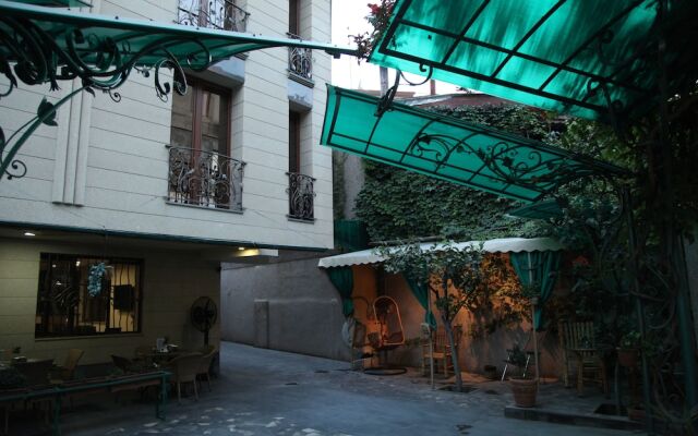Daniel Boutique Hotel вид на фасад