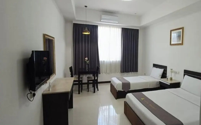 Townhouse Oak Vera Hotel Near Clark International Airport