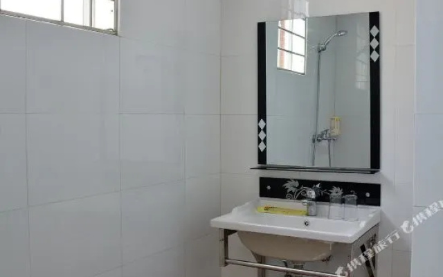 Liquan Business Apartment (Dongguan Houjie Dongfeng Road Center Branch)