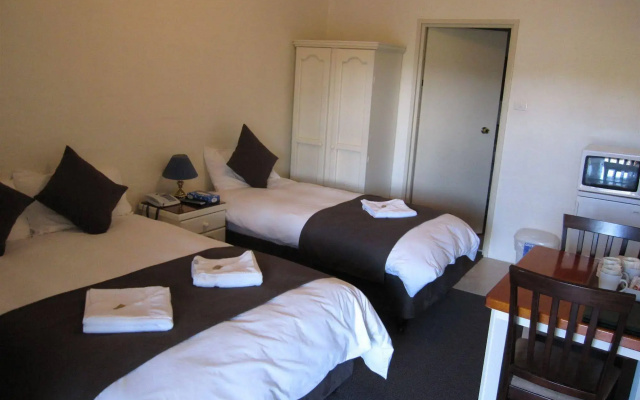Aussie Settler Motel