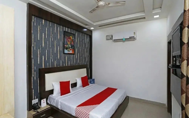 Hotel Vanaya Palace by OYO Rooms
