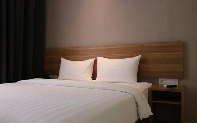 TravelHub Hotel Kualanamu