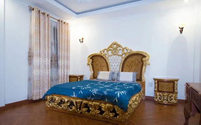Van Loi Home