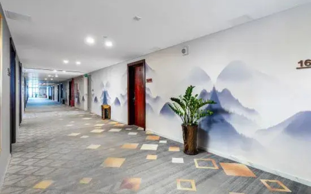 Junhao International Apartment (Qianhai Life Guangzhou General Hospital)