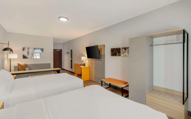 Comfort Suites Cheyenne