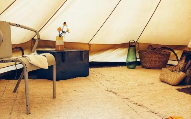 Tipis Manu Surf