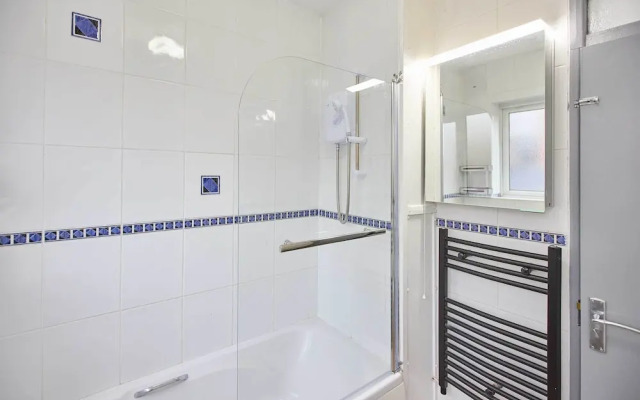 Host Stay Emporium Apartment B