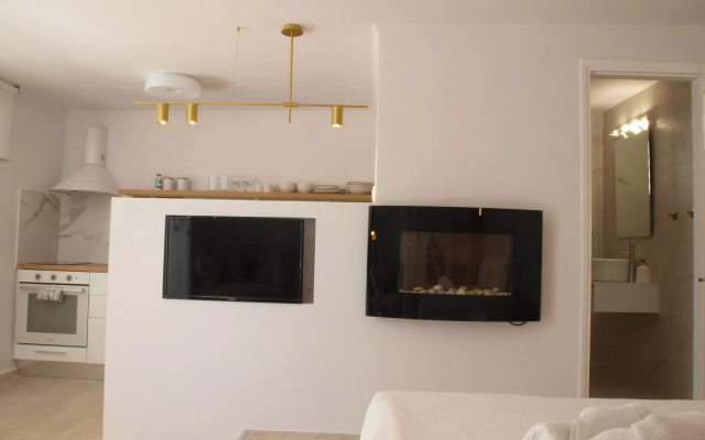 Kavouri Seaside Luxury Bungalow