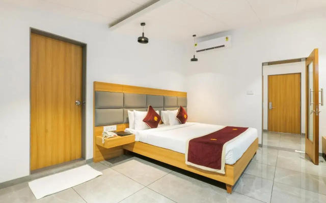 Gold Beach Villa
