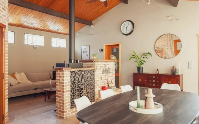 Authentic House With Playroom and Infrared Sauna