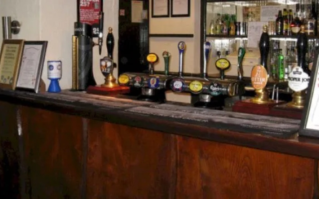 Greyhound Inn