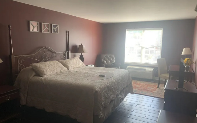 French Quarter Inn