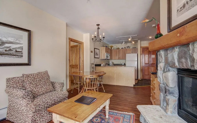 8493 Dakota Lodge