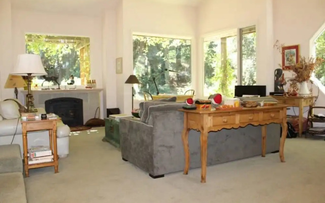 Glen Cameron Country Estate