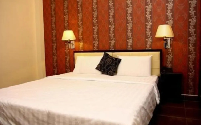 Youth House - Hostel