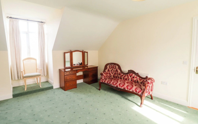 Cedar Lodge