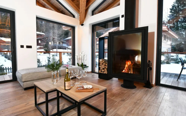 Black Stone Chalet