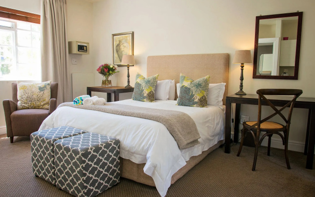 First Avenue Guesthouse
