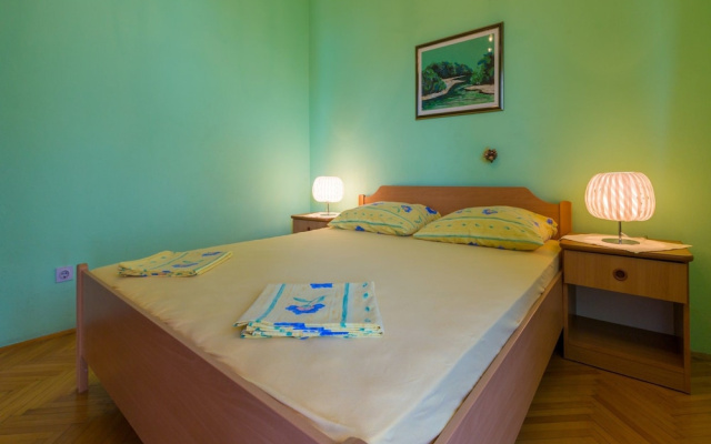 Apartment Mazor