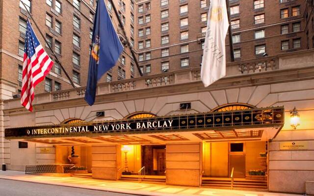 Отель InterContinental New York Barclay, an IHG Hotel США, Нью-Йорк - 8 отзывов об отеле, цены и фото номеров - забронировать отель InterContinental New York Barclay, an IHG Hotel онлайн вид на фасад