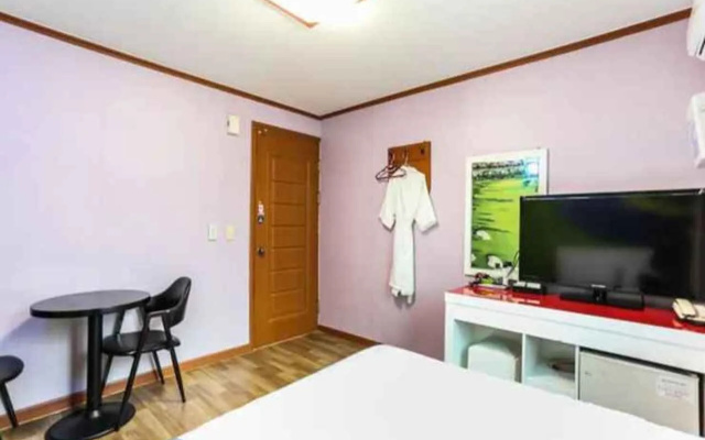 Jeongdongjin Motel