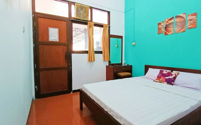 TwoSpaces Living at Sutomo Homestay