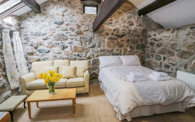 Waterfall Cottage