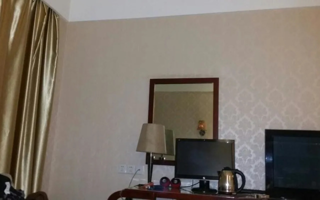 Lvliang Double Yu The Holiday Hotel