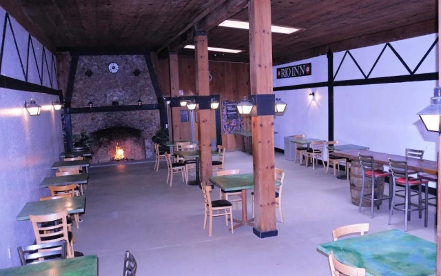 Rio Nido Lodge at the Russian River