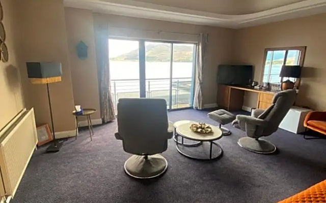 Bay Guest Lodge