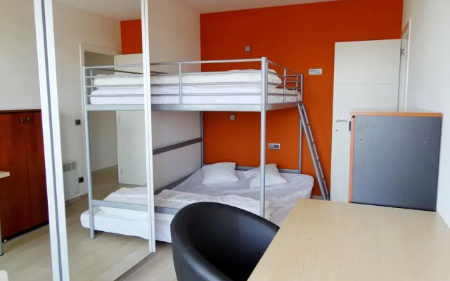 Apartment in Nieuwpoort Near Golf Course