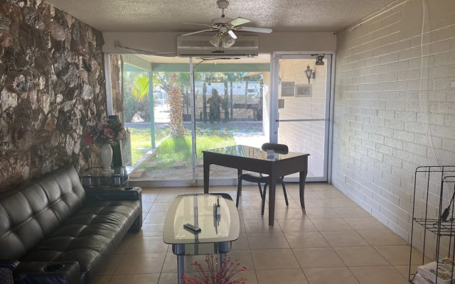 Desert Grove Inn and Suites