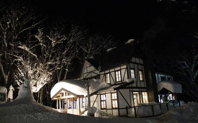 Отель Hakuba House Хакуба вид на фасад