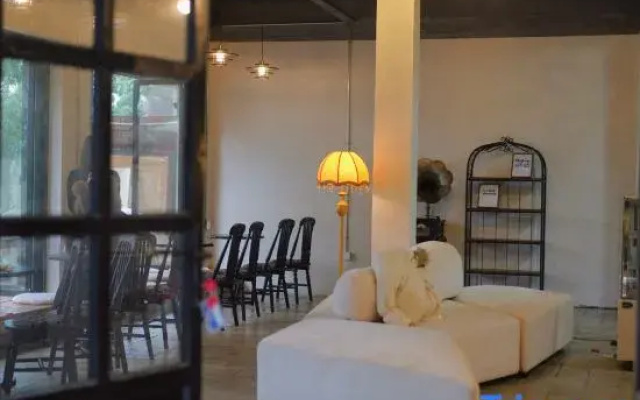 Yichuan Riverview Resort B&B (Dongxixiang Xiangbishan Branch)