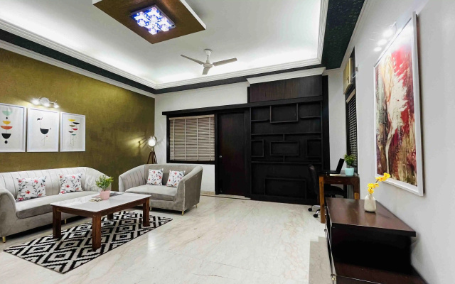 Bluo 1Bhk Green Park - Balcony, Lift, Parking