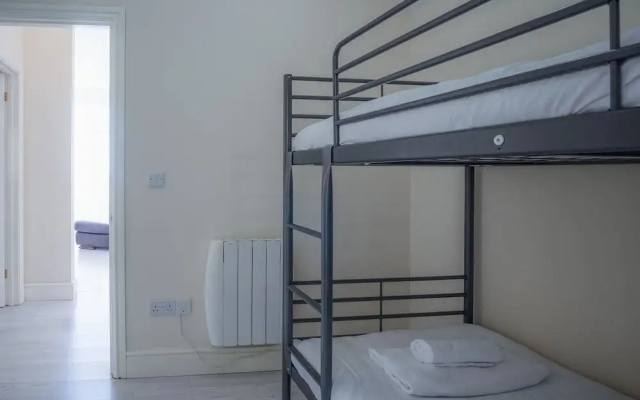 Caldey - 2 Bedroom Apartment - Pendine