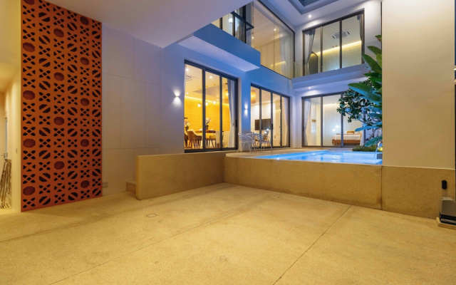 4BR Pool Villa Near Bang Tao Beach V301