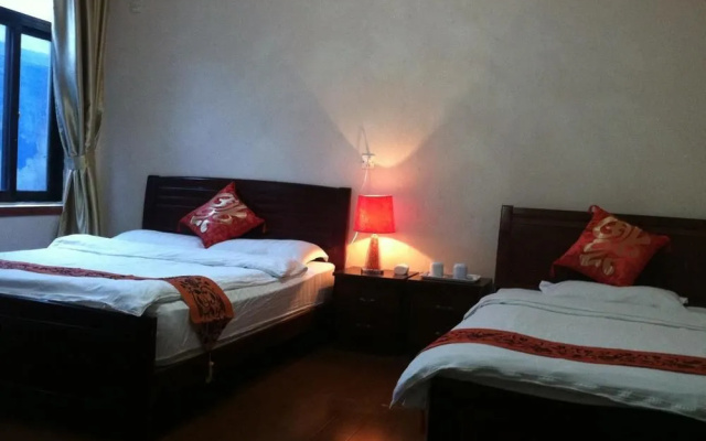 Shenfu Yard Inn