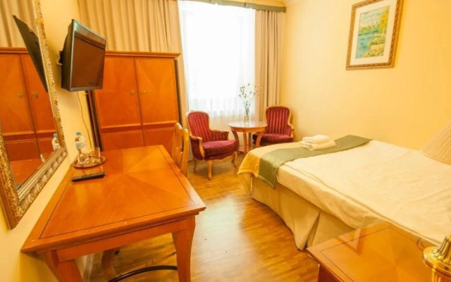 Hotel Mir-Jan