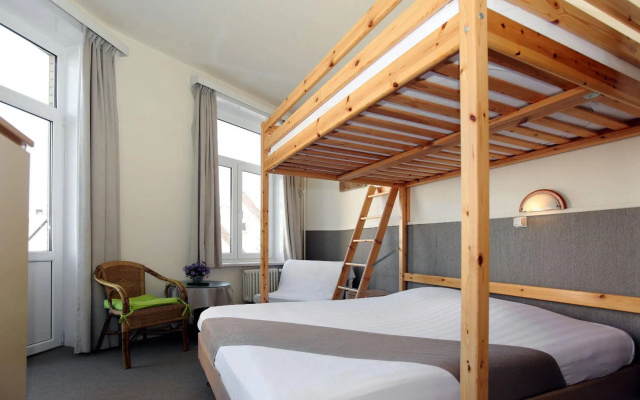 Hotel Cecil