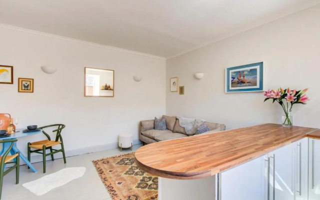 Stylish 1BD Seaside Flat North Berwick