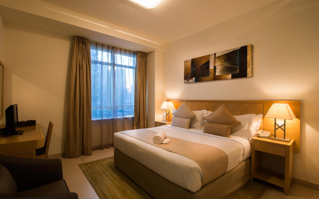 Oaks Liwa Heights Suites